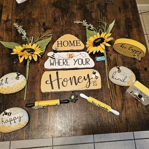 Hobby Lobby 10 Piece  Yellow and Black Bee Decor Set
